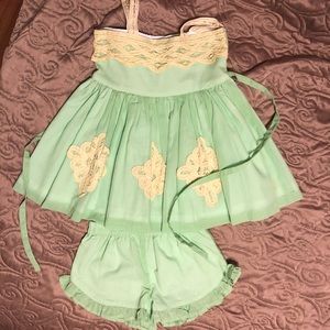 Sold on XPost NWOT WDW Tunic Set